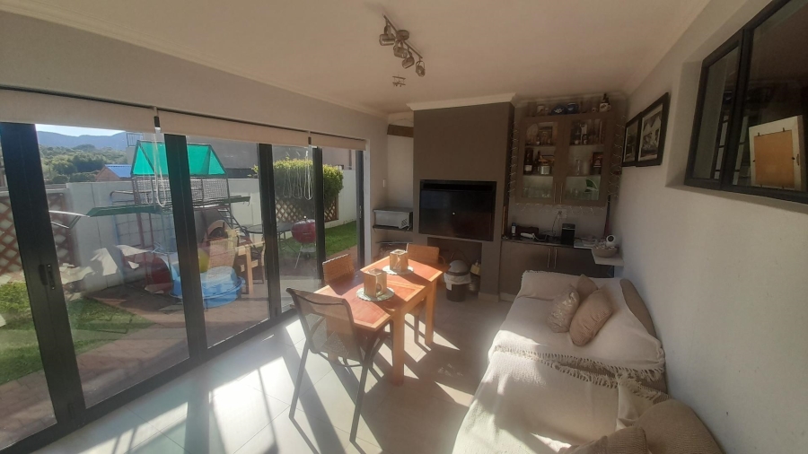 3 Bedroom Property for Sale in Melodie North West